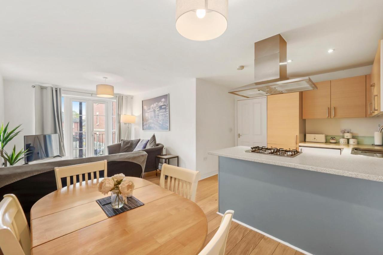 Luxnightzz - Two Bed - Close To North Station And Hospital Колчестер Экстерьер фото